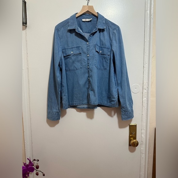 Vineyard Vines flowy button down shirt - Picture 1 of 6